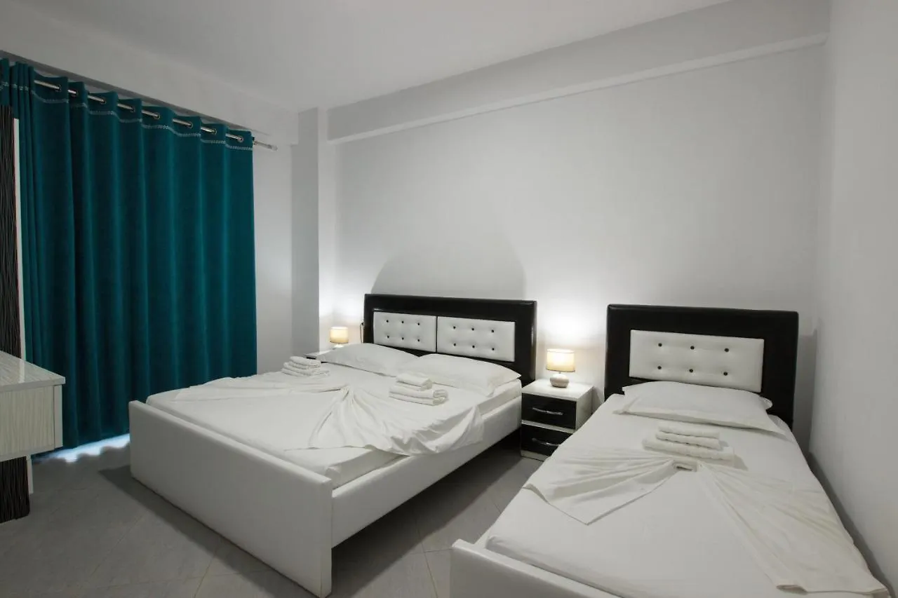 Grand Blue Aparthotel Sarande