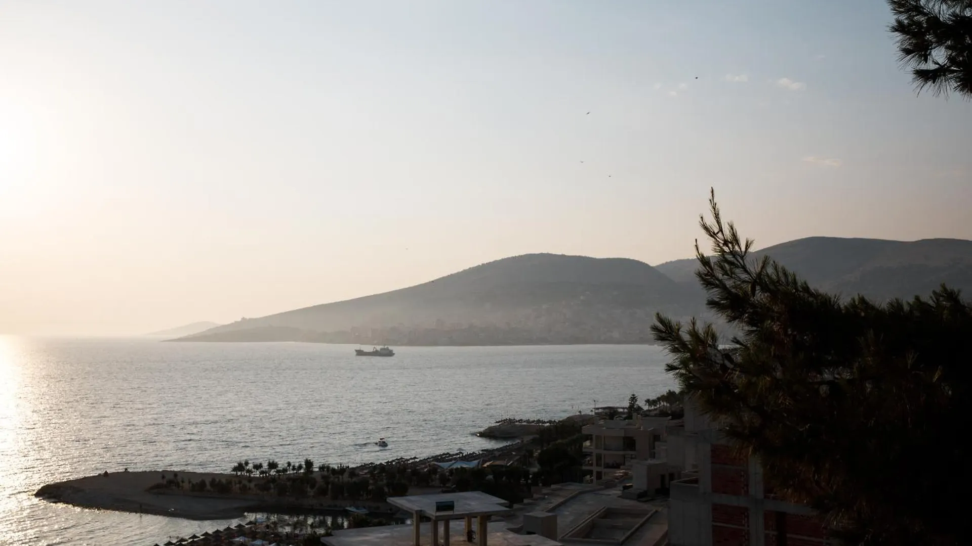 Grand Blue Aparthotel Sarande Albania