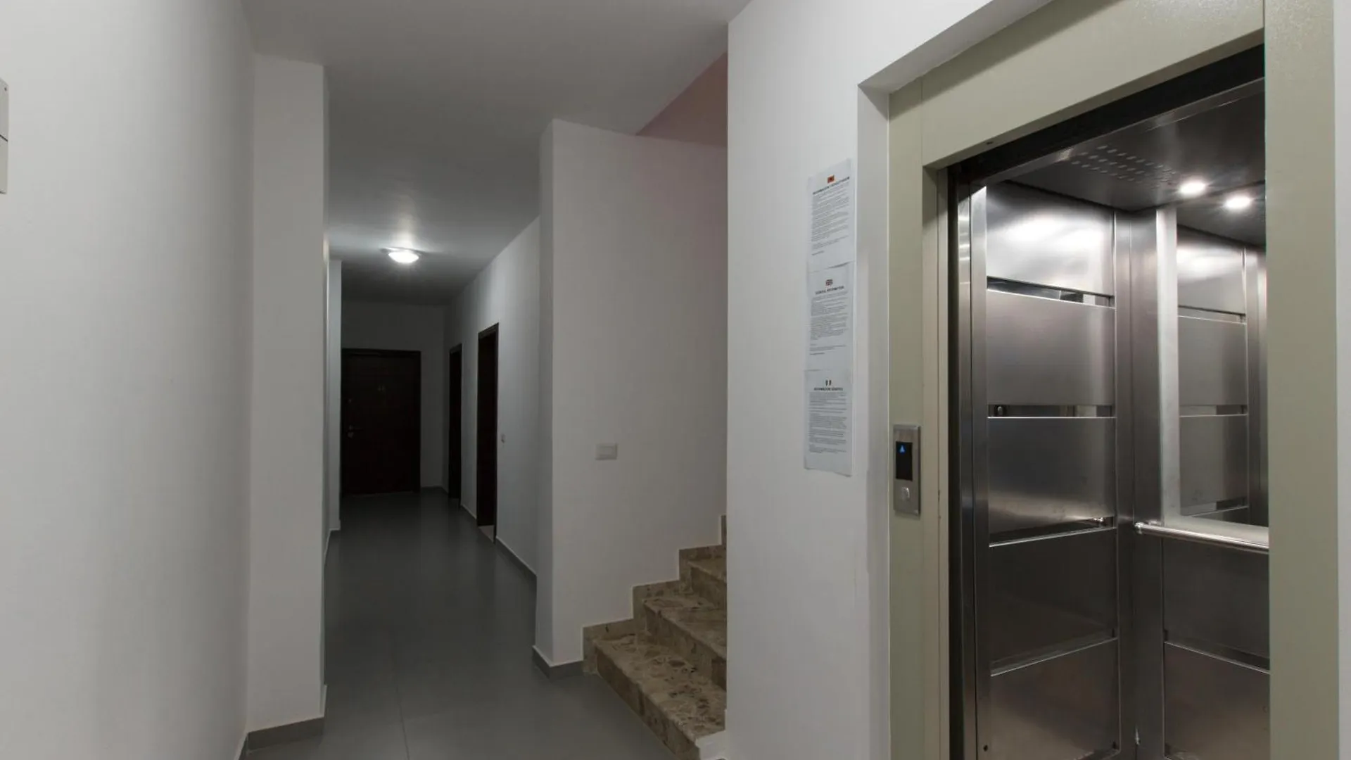 Grand Blue Aparthotel Sarande Albania